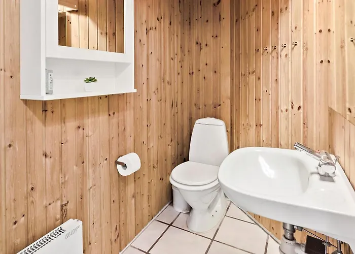 Awesome In Vaeggerlose With Sauna Vakantiehuis Bøtø By