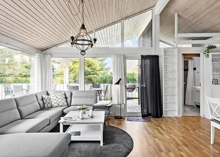 Awesome In Vaeggerlose With Sauna Vakantiehuis Bøtø By