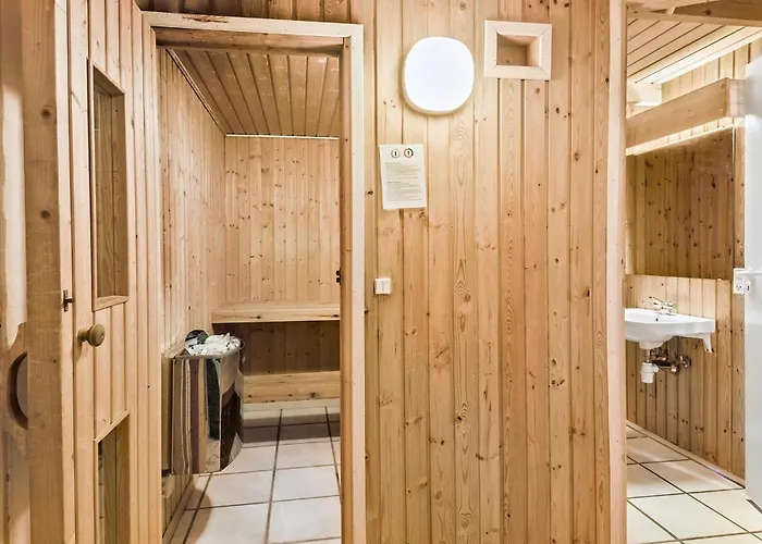 Awesome In Vaeggerlose With Sauna